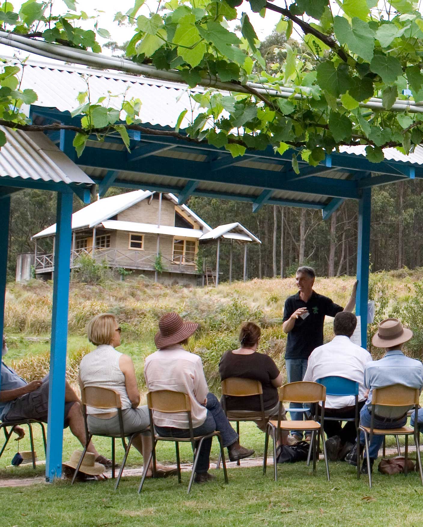 guided sustainable homes tours: seeing, thinking, doing